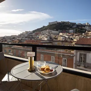 Salotto Borbonico ** Naples