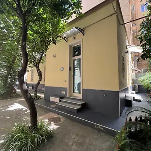 Wanda ** Naples